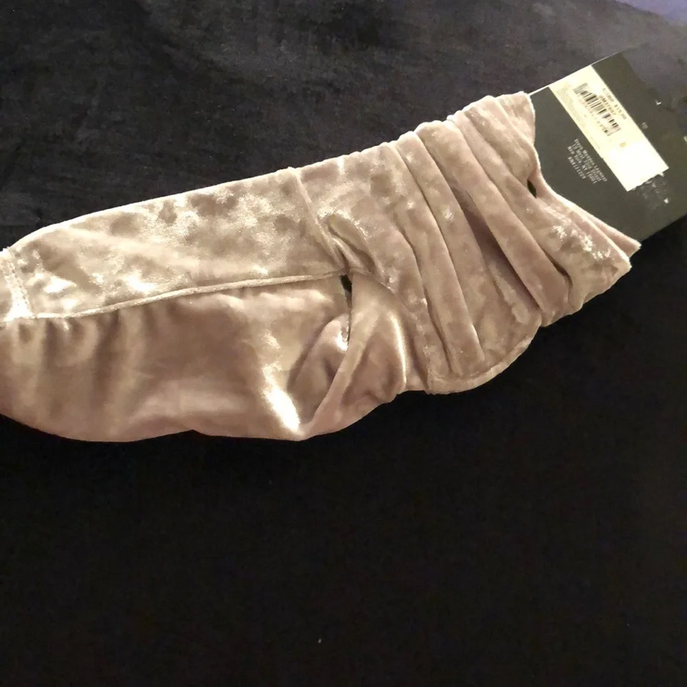 Steve Madden Silver Velvet Anklets